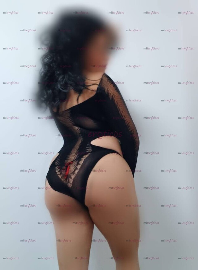 FOTOS DE MUÑEQUITA DE CARA BONITA, NALGONA, VAGINA APRETADITA.... LISTA PARA COMPLACERTE!