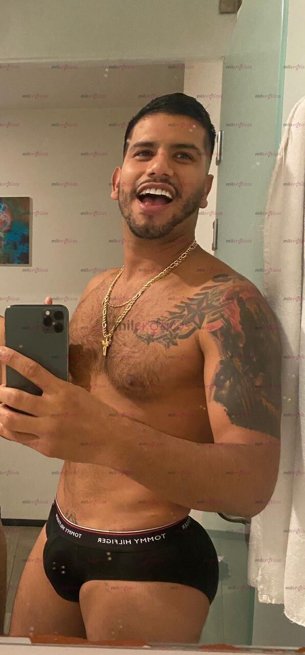 FOTOS DE VIDEO LLAMADA CALIENTE... MACHO VERGÓN DOMINANTE....