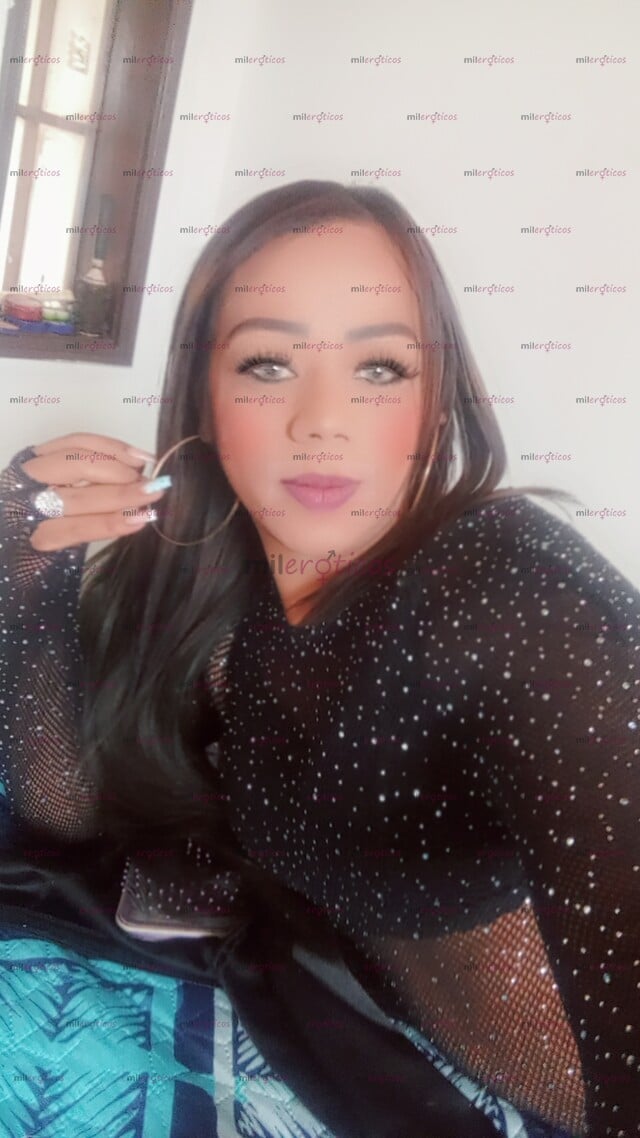 FOTOS DE TRANS RECIÉN LLEGADA CON GRAN COLA AGUANTADOR Y VERGA COMPLACIENT