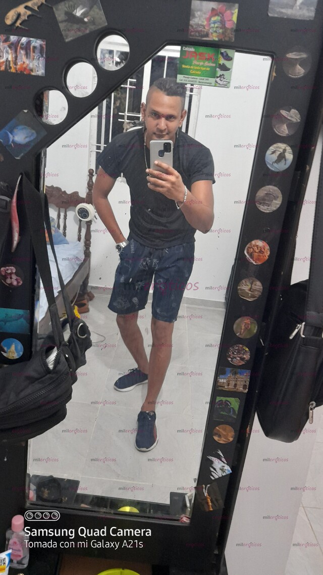 FOTOS DE SERIO ,DISCRETO , MACHO BIEN DOTADO ,29AÑOS .CONTACTAME SIN AFANES