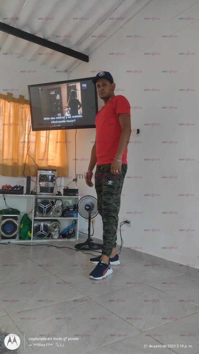 FOTOS DE SERIO ,DISCRETO , MACHO BIEN DOTADO ,29AÑOS .CONTACTAME SIN AFANES