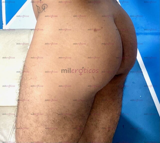 FOTOS DE PASIVO GRAN CULO Y PIERNAS. AGUANTADOR. TENGO SITIO