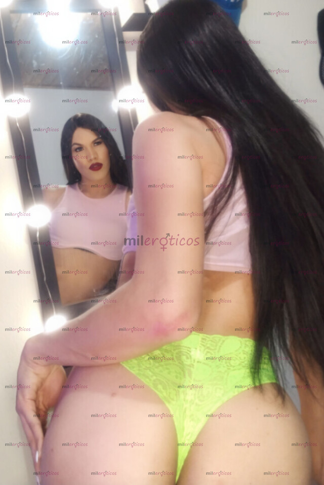 FOTOS DE POLLITA COMPLACIENTE ESPERA PARA HACER TU SUEÑOS REALIDAD