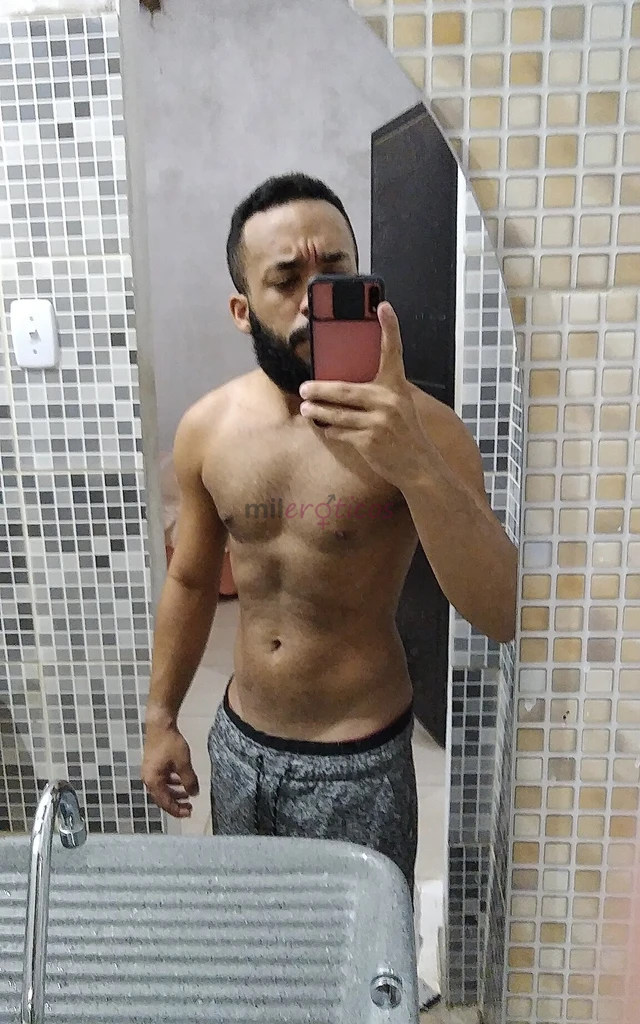 Massagem intima voltada para o publico masculino das cidades de teresina e timon comigo voce relaxa e sente prazer ao mesmo tempo nao perca tempo venh...