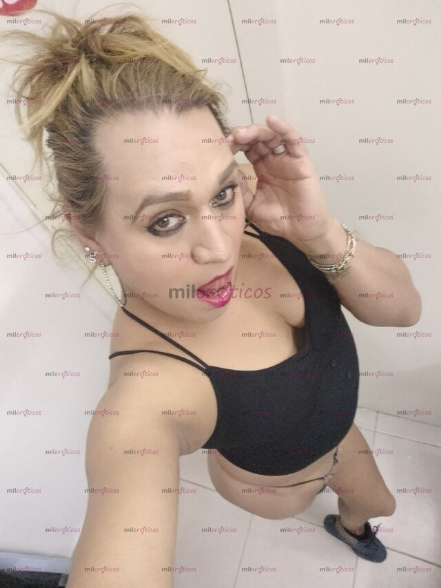 FOTOS DE MUY BUENA ESTILISTA DOTADA 69 Y MÁS COCHINADAS AL MIL ....