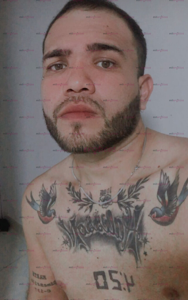 FOTOS DE HOLA, SOY UN CHICO CARISMÁTICO Y MUY APASIONADO DISPUESTO A CUMPLIR TUS FANTACIA