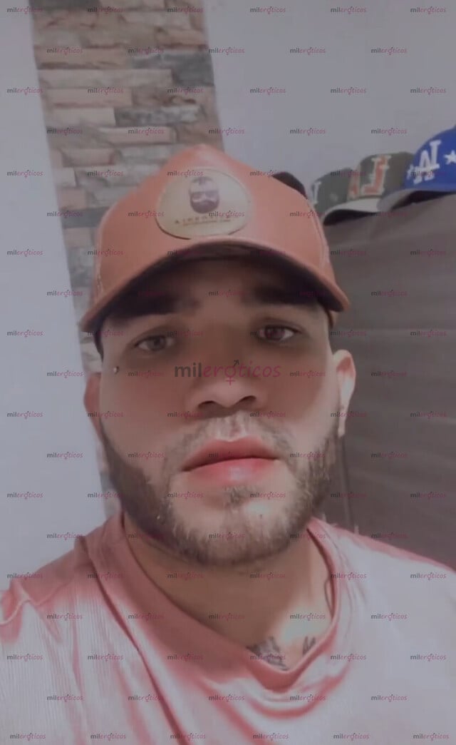 FOTOS DE HOLA, SOY UN CHICO CARISMÁTICO Y MUY APASIONADO DISPUESTO A CUMPLIR TUS FANTACIA