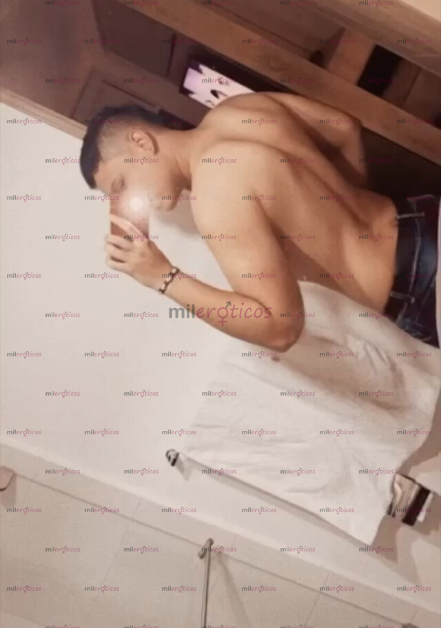 FOTOS DE CAMILO EN MEDELLÍN DISCRECIÓN 100% 22 AÑOS