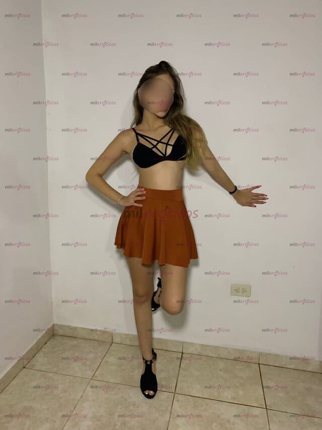 FOTOS DE HOLA MI AMOR SOY ADRIANA DISPONIBLE EN CIUDAD DE MÉXICO CONTÁCTAME NO TE QUEDES
