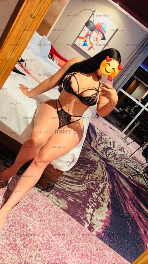 FOTOS DE DE VISITA EN LA CIUDAD BOMBA SEXUAL CURVY %100 HOT