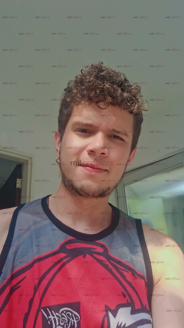 FOTOS DE ME LLAMO JOSS DISPUESTO A COMPLACER TODAS TUS FANTASÍAS
