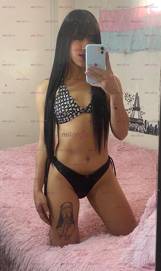 FOTOS DE DISPONIBLE NENA MORBOSA VERSATIL CON MUCHAS GANAS DE SEXO Y MUCHA LECHE