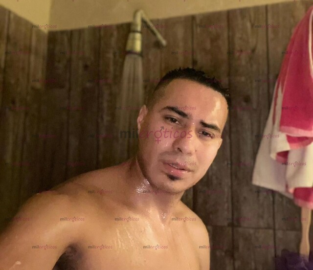 FOTOS DE JOSE LUIS DE 31 AÑOS ,RICO Y CHACALON DISPUESTO A TODO POR COMPLACERTE