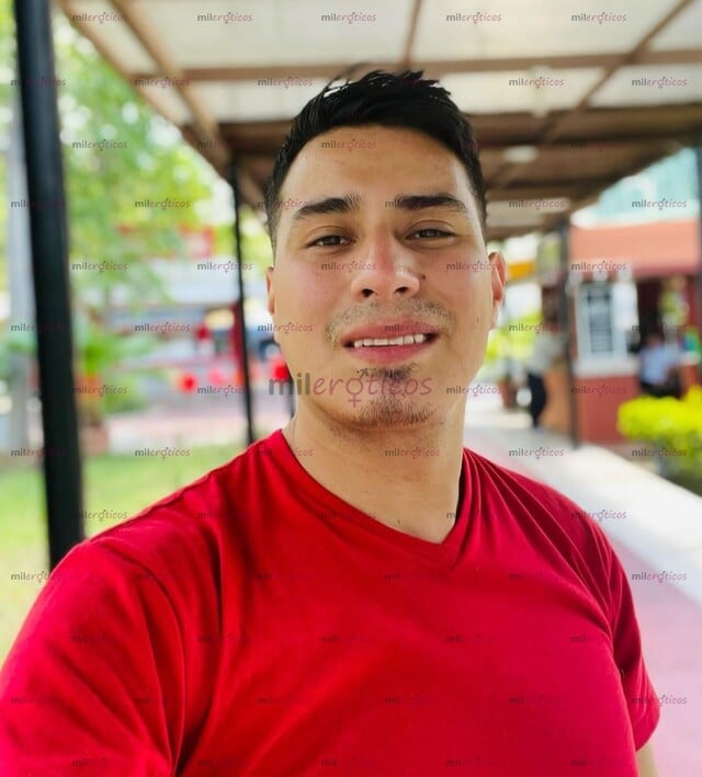 FOTOS DE JOSE LUIS DE 31 AÑOS ,RICO Y CHACALON DISPUESTO A TODO POR COMPLACERTE