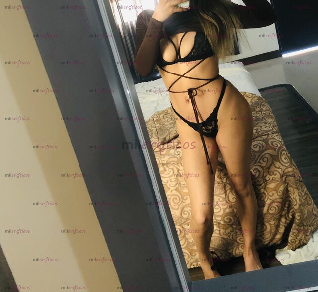 FOTOS DE DISPONLE DELGADA SEXY MUY LINDA NATURAL 22 AÑOS