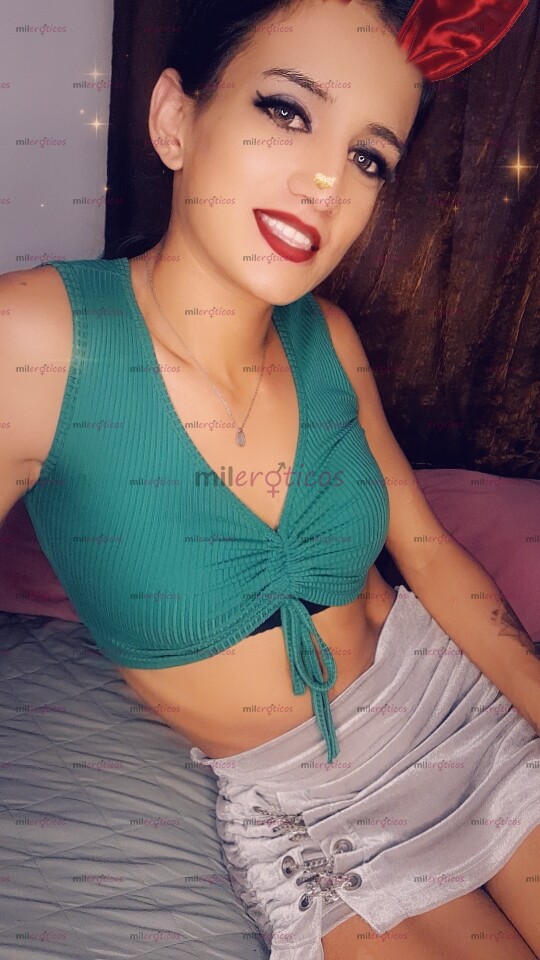 FOTOS DE MARTINA MARTINA CON SITIO COMODO Y SIN PORTERÍA YI MISMA TE ABRO..EN LENCERÍA