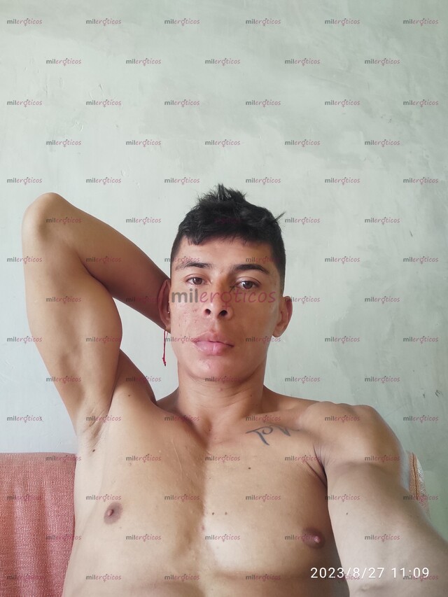 FOTOS DE HOLA MUCHO GUSTO MI NOMBRE ES DANIEL SOY UN CHICO DE 24 AÑOS OFREZCO MIS SERVICI