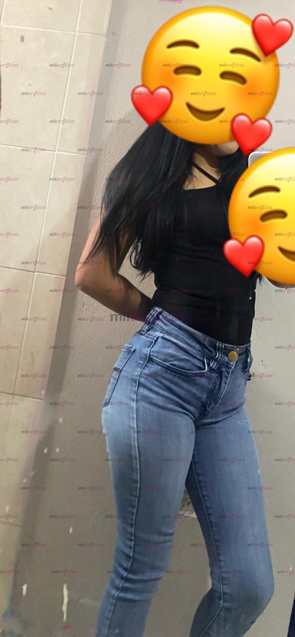 FOTOS DE SOY UNA CHICA CACHONDA APRETADITA TE ARE UN EXCELENTE SERVICIO BB