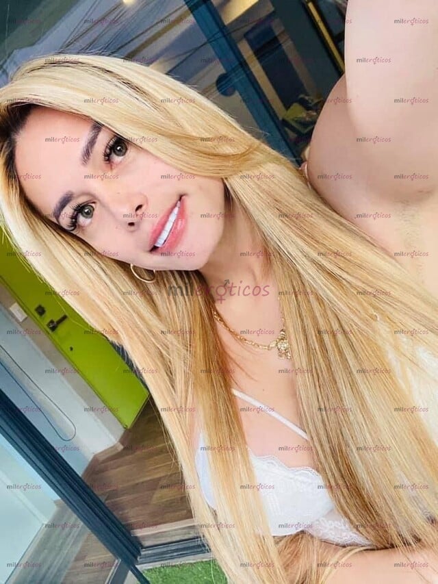 FOTOS DE ULTIMA DÍA!!MORBO FETICHISTA HACER LLUVIA DORADA COLOMBIANA