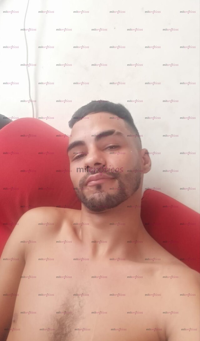 FOTOS DE JOVEN DE 23 AÑOS ADICTO AL SEXO. PREPARADO PARA CUMPLIR TUS FANTASÍAS