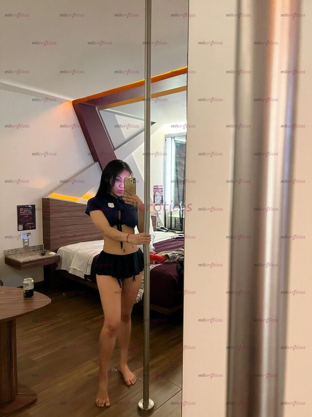 FOTOS DE HERMOSA..SEXOXA..FIESTERA, CERO MAMONA YO SI ME QUEDO LAS HORAS QUE GUSTES AMOR