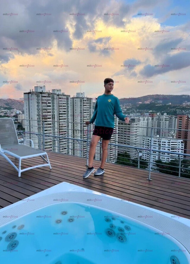 FOTOS DE VENEZOLANO RECIÉN LLEGADO A TU PAÍS FOTOS 100% REALES VERSÁTIL VOY HASTA T