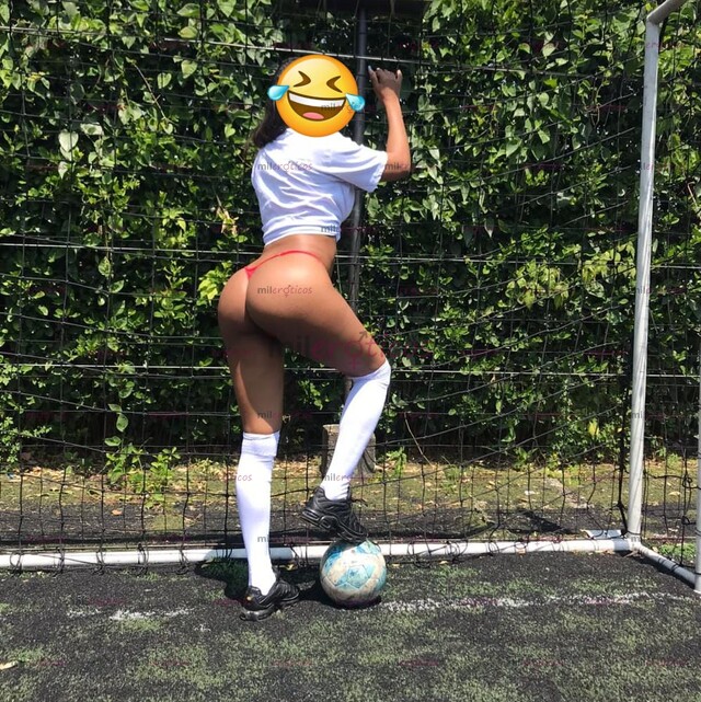 FOTOS DE UNIVERSITARIA PELINEGRA MUY SEDUCTORA DISCRETA JUGUETONA