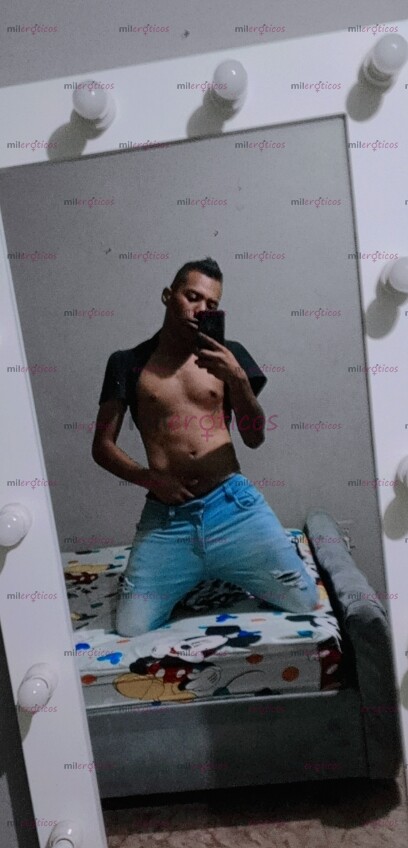 FOTOS DE RECIÉN LLEGADO DANIEL POLLO CALIENTE 20CM FULL LECHERO COMPLACIENTE MORBOSO