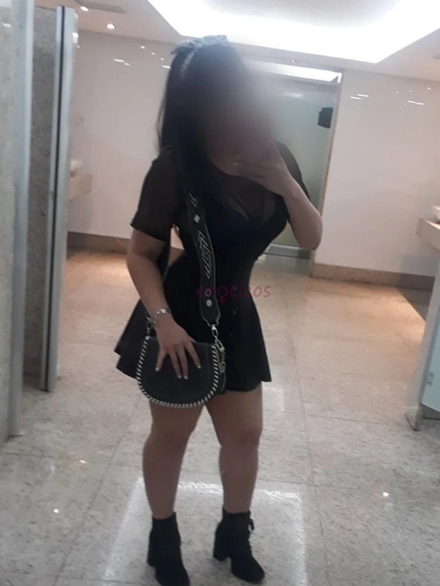 Dona de um lindo rosto labios carnudos e um corpo de tirar o folego se voce procura um atendimento diferenciado e uma mulher realmente bonita voce aca...