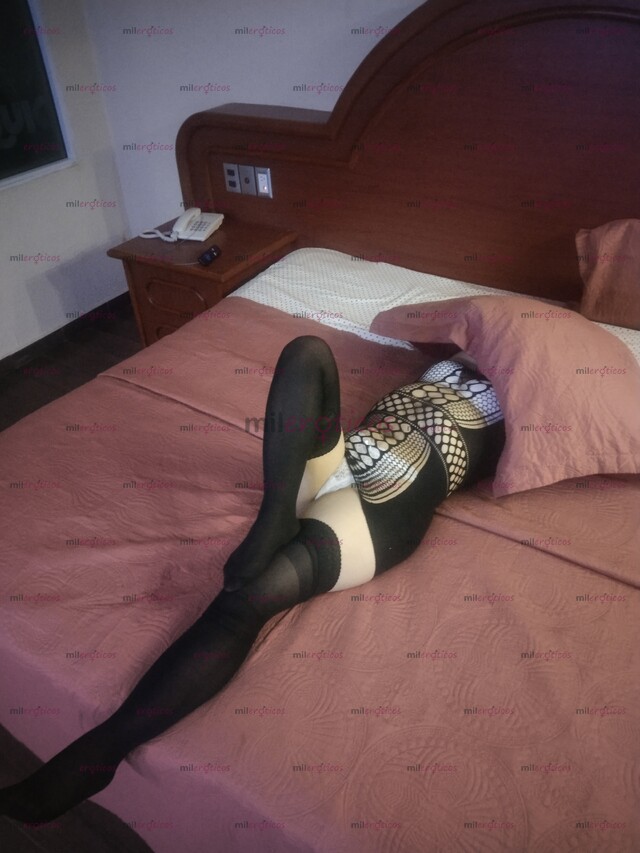 FOTOS DE DISFRUTEMOS DE UN DELICIOSO MOMENTO DE SENSUALIDAD Y PLACER.