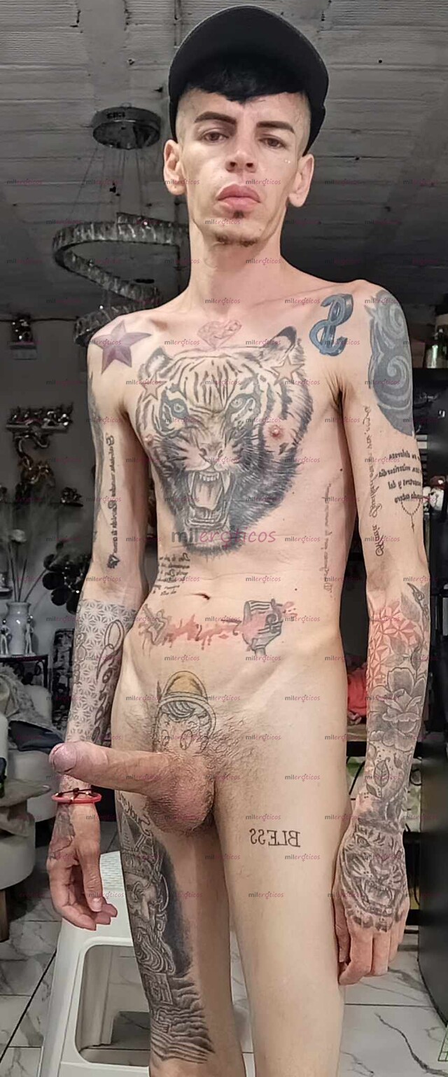FOTOS DE FLACO ACTIVO SERIO BLANCO TATUADO VENTA CONTENIDO CASERO Y LLAMADAS HOT