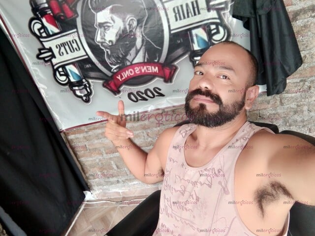 FOTOS DE BARBER TAPATÍO COME CULOS HACIENDO TUS FETICHES REALIDAD SIEMPRE CALIENTES