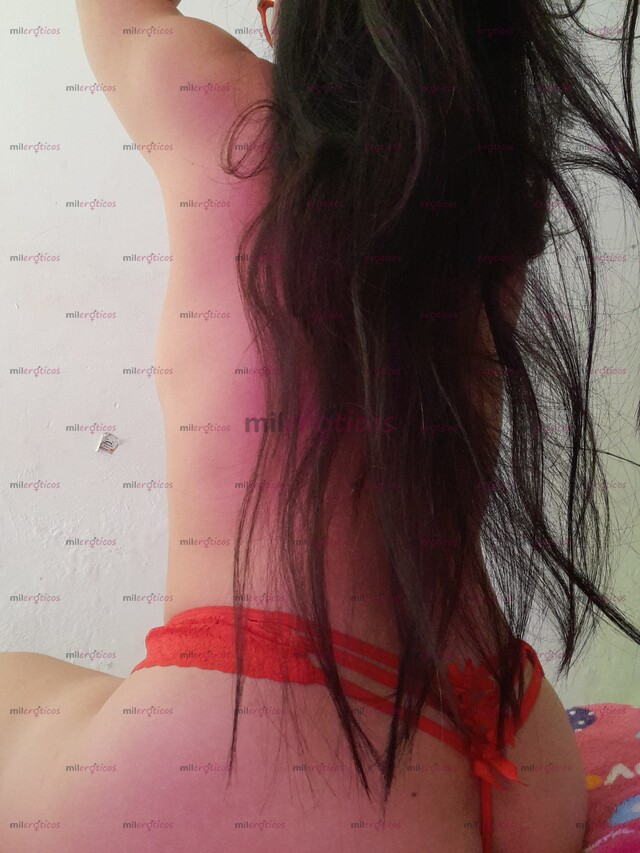 FOTOS DE MIS AMORES, EH VUELTO, TU BLANQUITA DESCOMPLICADA DISPUESTA A COMPLACERTE