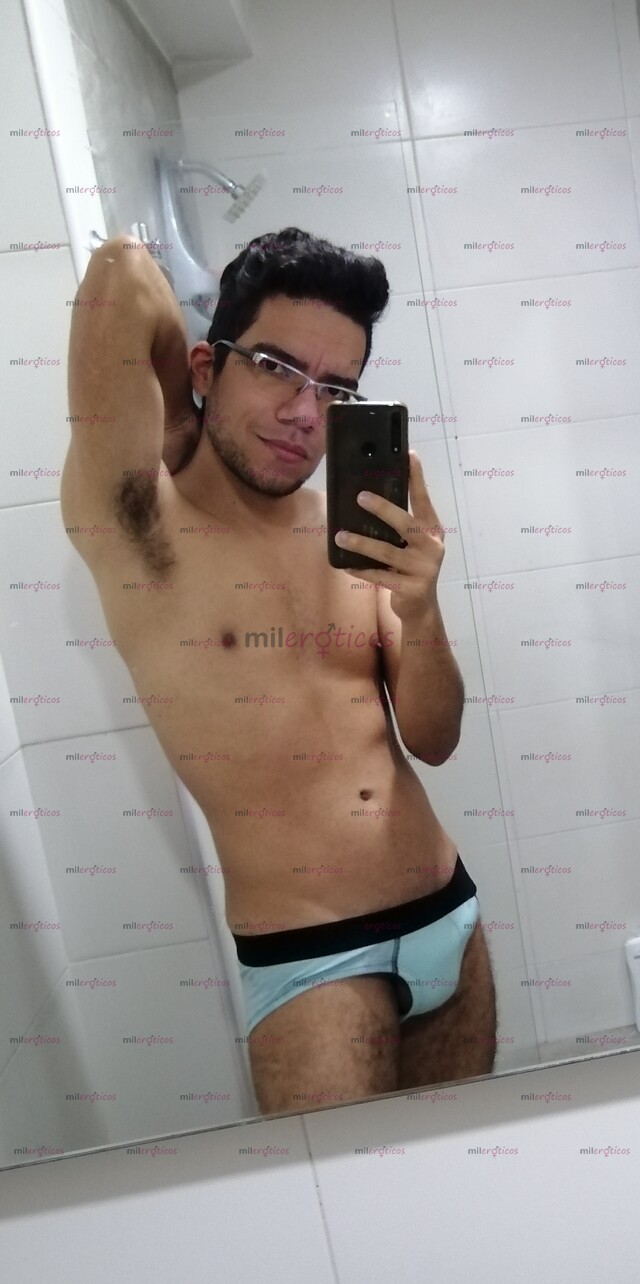 FOTOS DE PASIVO RESERVADO CONVERSADOR, COMPLACIENTE SIN PRISA.