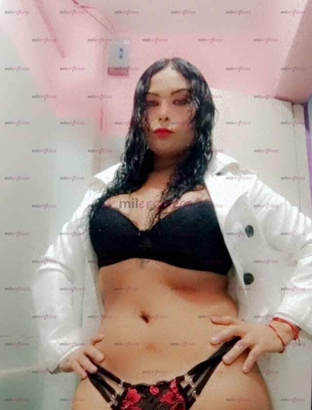 FOTOS DE IXT) CUENTO CON LUGAR...HERMOSA Y CON CUERPO DE IMPACTO