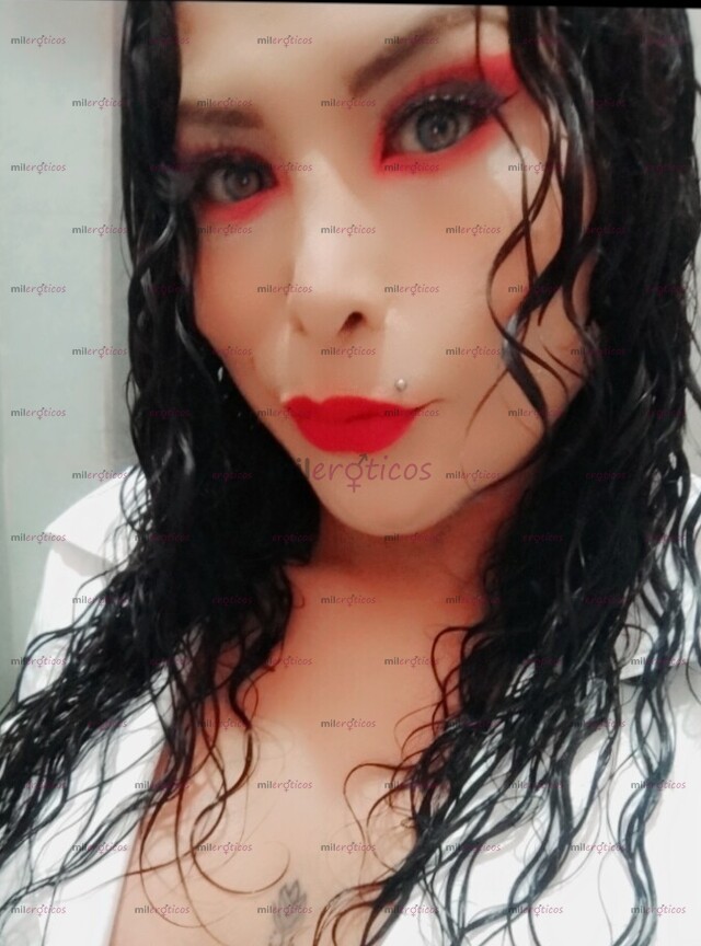 FOTOS DE IXT) CUENTO CON LUGAR...HERMOSA Y CON CUERPO DE IMPACTO