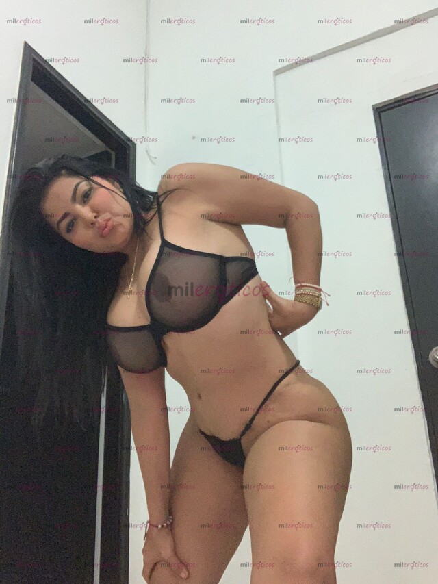 FOTOS DE RICAS TETAS DE ANTOJOS TE ESTÁN ESPERANDO PARA QUE DERRAMES TODO SOBRE ELLAS
