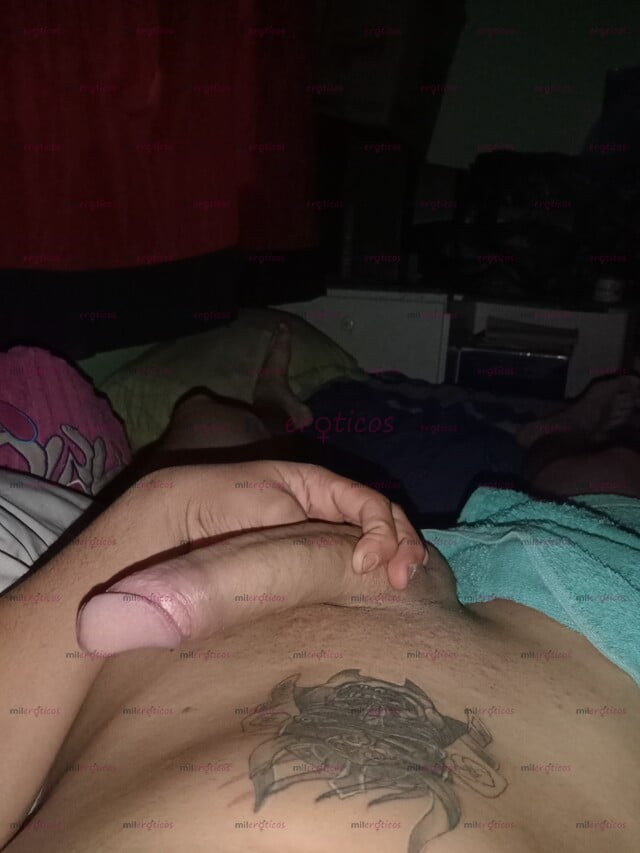 FOTOS DE COMPLACERTE COMIENDO MI GRAN VERGA LLENA DE LECHE PARA ECHAR TELA EN LA CARA