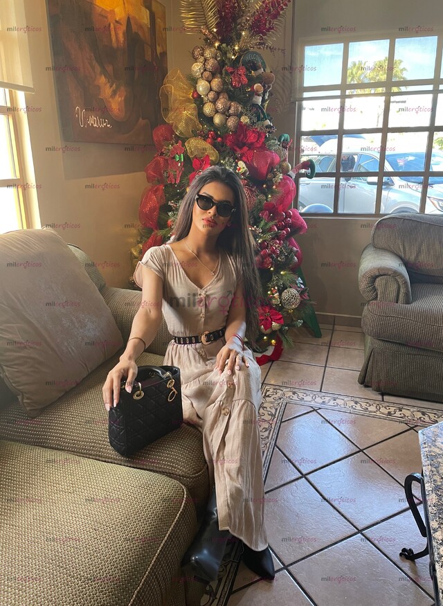 FOTOS DE LLEGO 19 MARZO ( ALEJANDRA UNA VERDADERA PETITEE CHAPARRITA 1,60