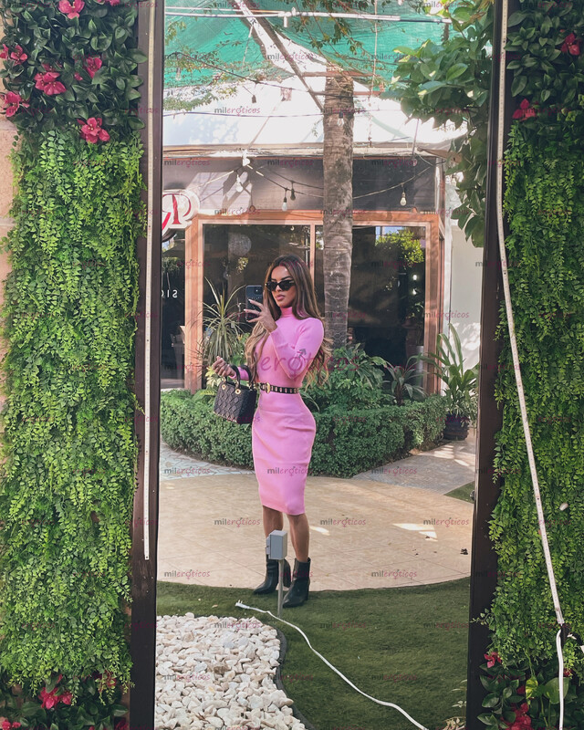 FOTOS DE LLEGO 19 MARZO ( ALEJANDRA UNA VERDADERA PETITEE CHAPARRITA 1,60