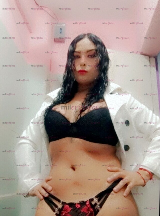 FOTOS DE VC) CUENTO CON LUGAR..BELLA Y CUERPO DE IMPACTO