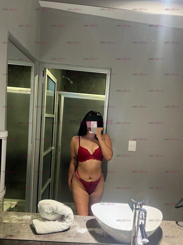 FOTOS DE AMOR SOY TU PUTA FAVORITAAAA SÚPER CALIENTE , LISTA PARA RECIBIR TU COGIDA..