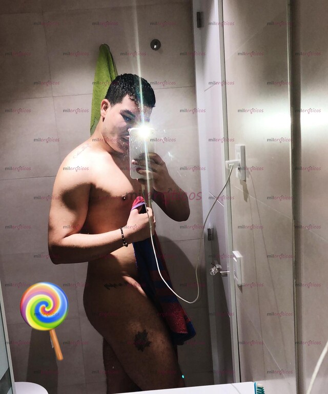 FOTOS DE JOVEN MASAJISTA RELAJANTE DISPUESTO A CUMPLIR TUS FANTASÍAS