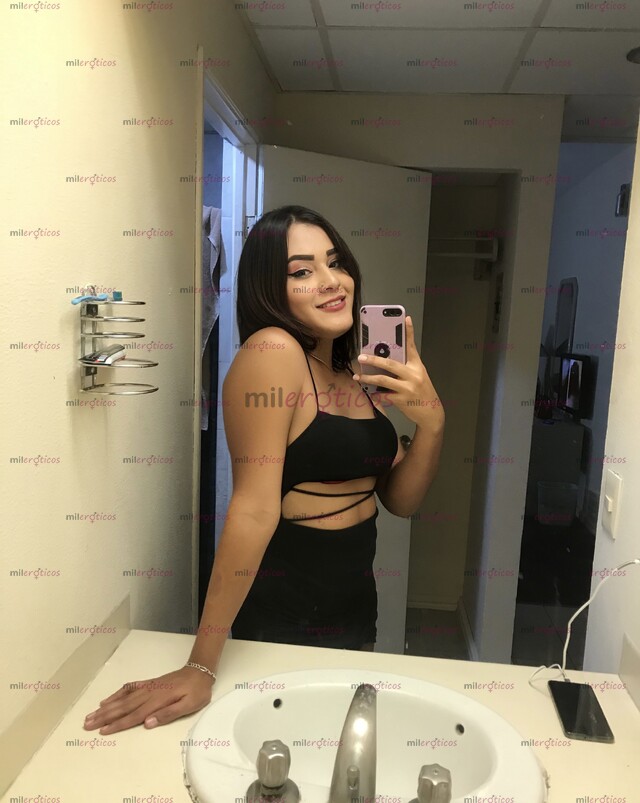 FOTOS DE JOVENCITA TRANSEXUAL CALIENTE CON GANAS DE LECHE