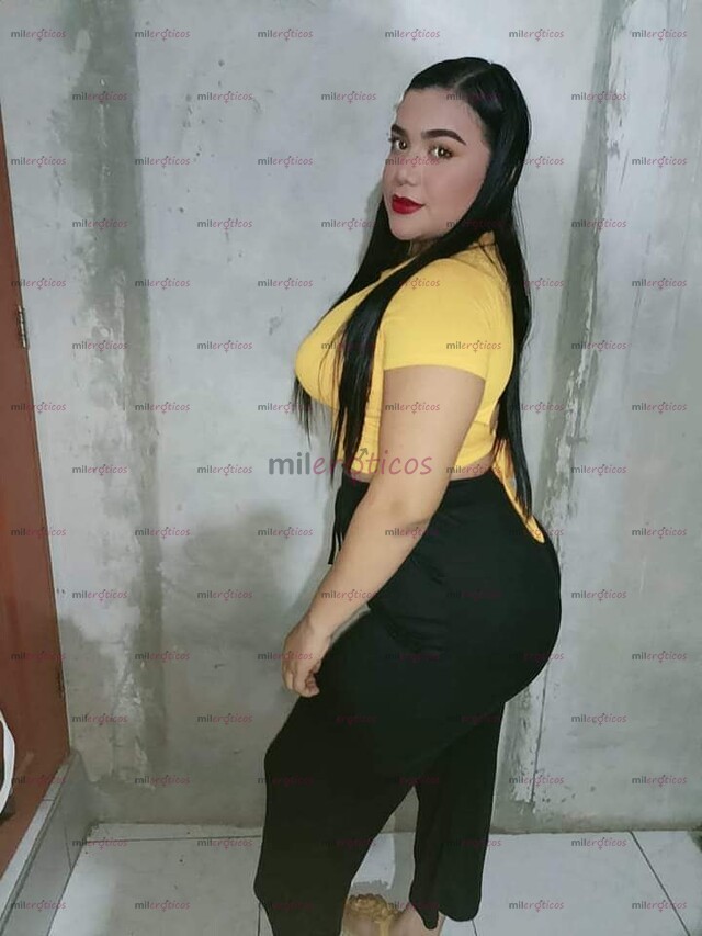FOTOS DE RECIEN LLEGADA CAMILA VOLUPTUOSA CULONA PELI NEGRA