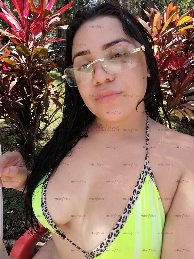 FOTOS DE RECIEN LLEGADA CAMILA VOLUPTUOSA CULONA PELI NEGRA