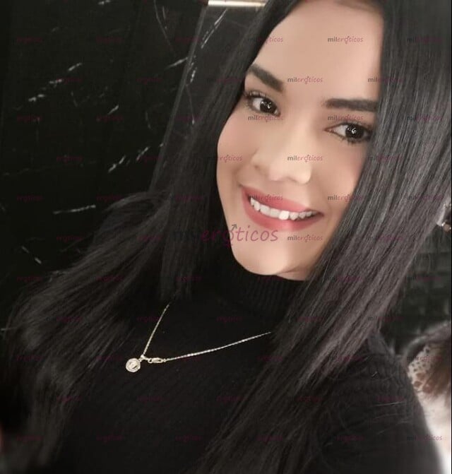 FOTOS DE BELLA COLOMBIANA DE 19 AÑOS CARITA DE ÁNGEL CON LUGAR INCLUIDO