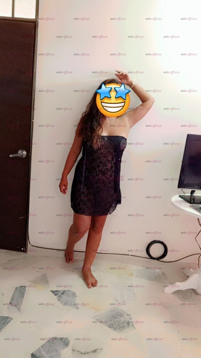 FOTOS DE MADURITA BIEN ARRECHITA Y MOJADITA LISTA PARA SACARTE ESA LECHITADITA