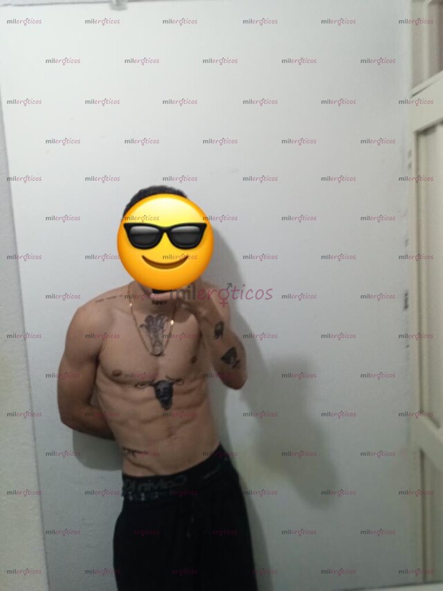 FOTOS DE ANDRES MACHO VERGON DISPUESTO A DARTE TODO PLACER