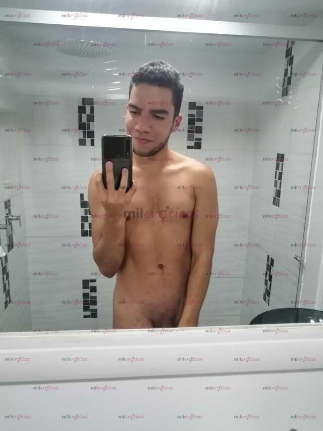 FOTOS DE PASIVO SERIO RESERVADO COMPLACIENTE CON BUEN CULO